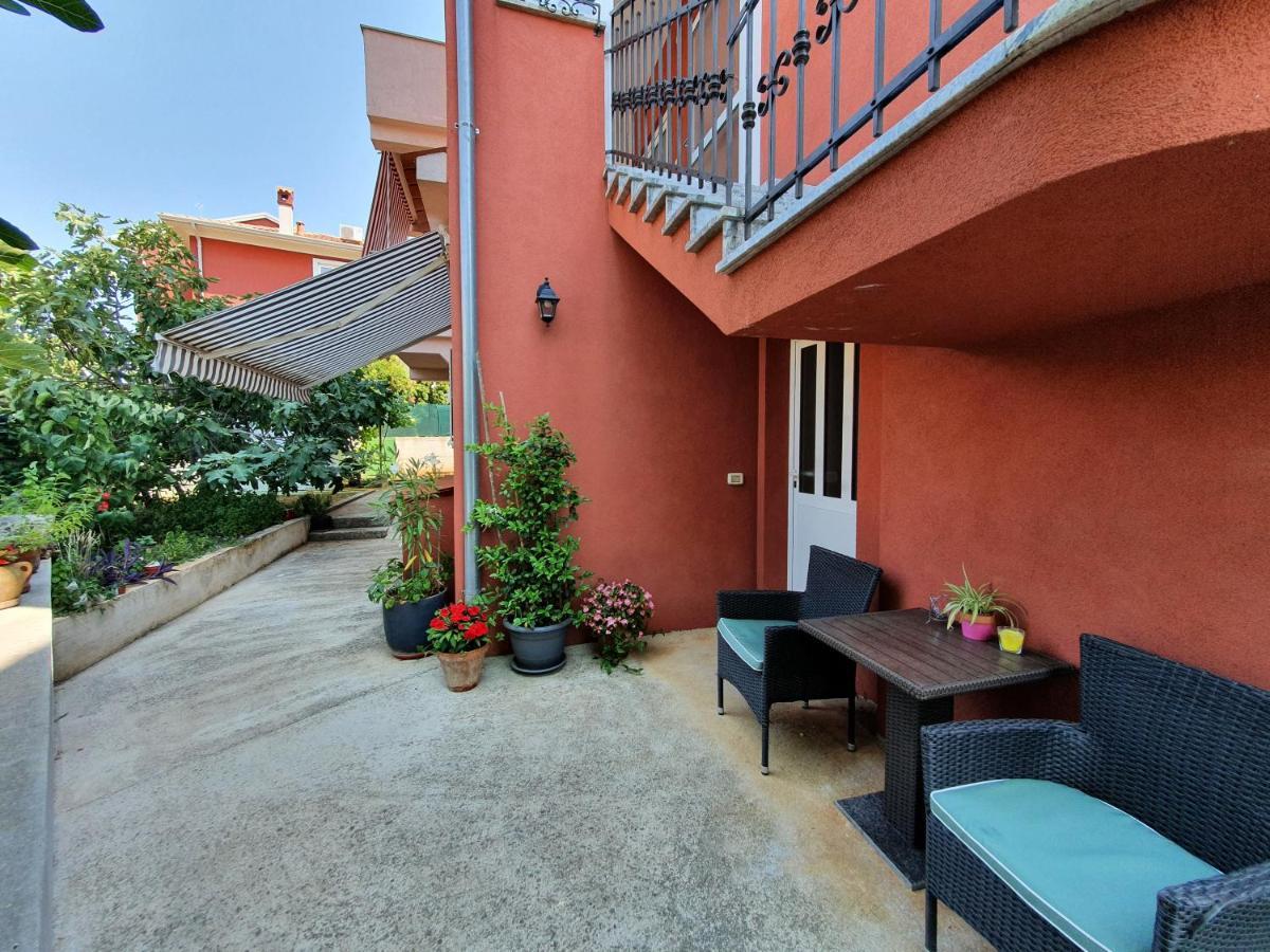 Toni777 Apartment Rovinj Exterior photo