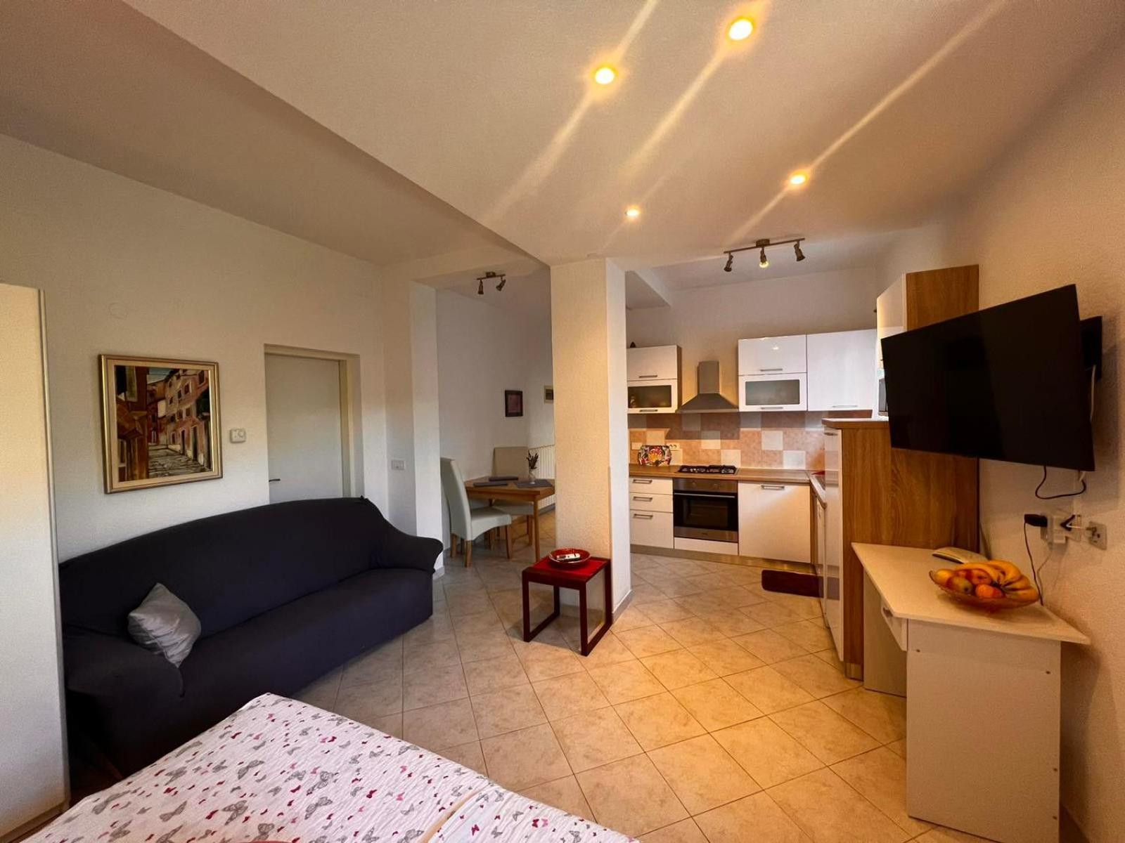 Toni777 Apartment Rovinj Exterior photo